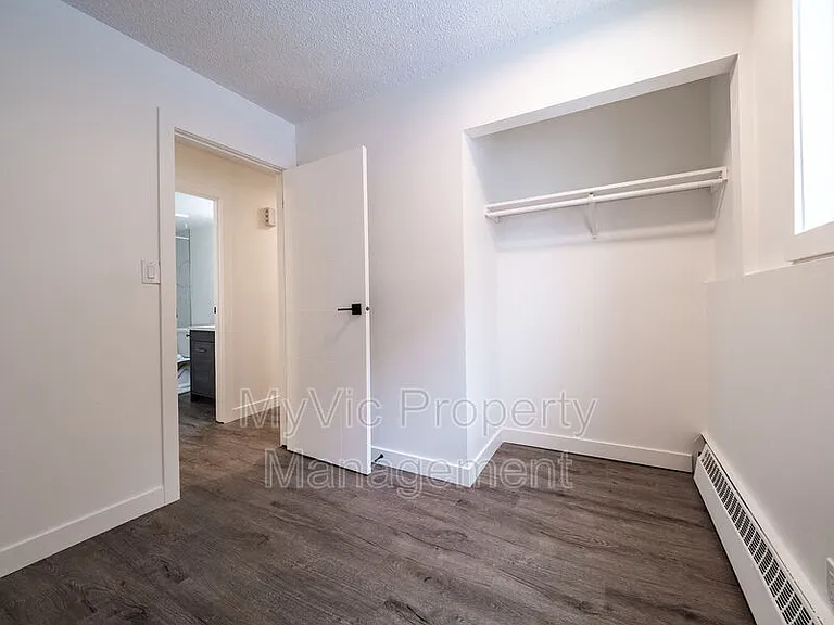 4510 47th St — Photo 7