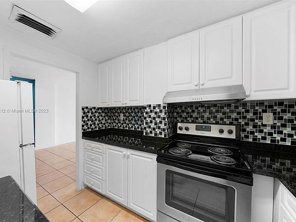 3rd image of 3301 NE 5th Ave APT 601
