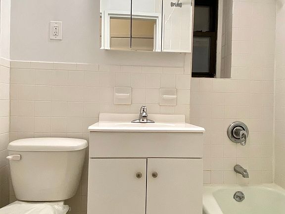 5th image of 417 E 81st St APT 1A