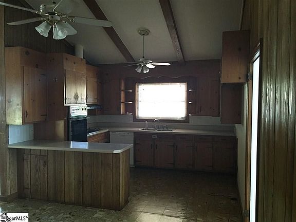 4th image of 413 Fairmont Dr