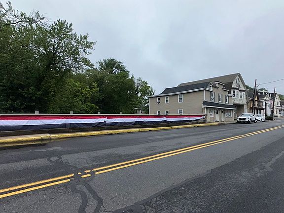 2nd image of 49A N Main St