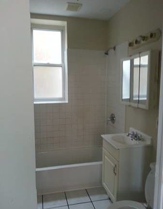 4th image of 1143 S Saint Louis Ave APT 2F