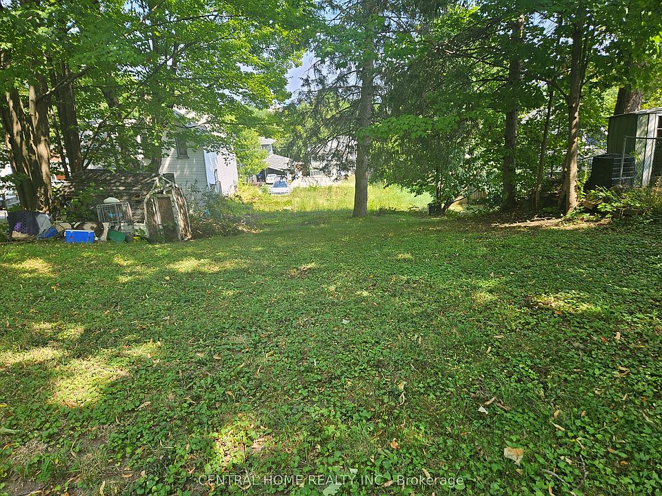 2nd image of 174 6th St