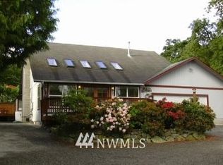 2642 Pioneer Way, Tacoma, WA