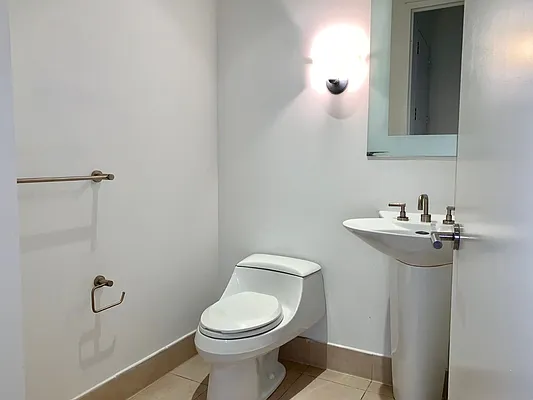 Rented by Kian Realty | media 10