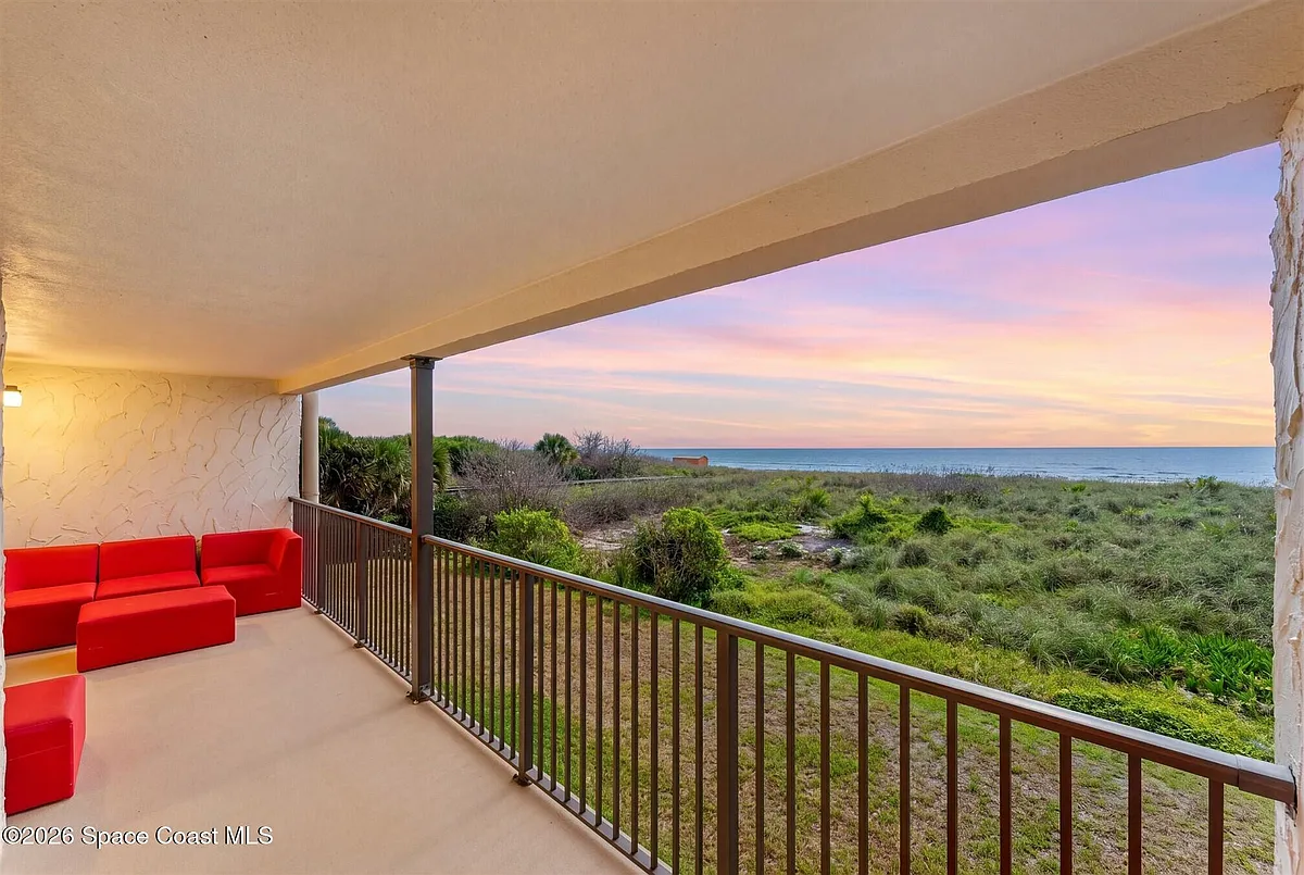 Building Photo - 4100 Ocean Beach Blvd #213