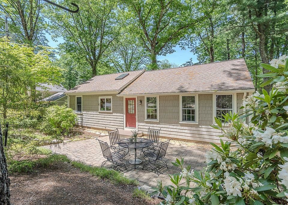 1st image of 31 Lake View Drive