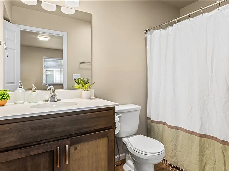 Summerland Twinhomes | Waterloo | Near Lost Island Waterpark — Photo 34