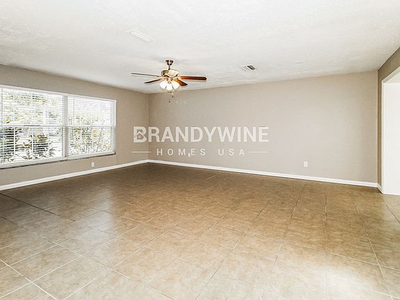 5th image of 3221 Thistlehill Dr