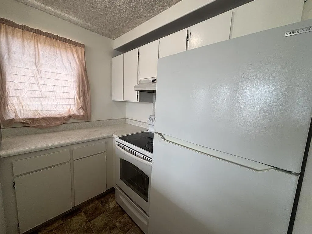 2240 Kuhio Ave., #2505 — Photo 4
