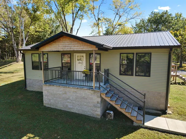 22 Twin Trees Rd, Cadiz, KY 42211