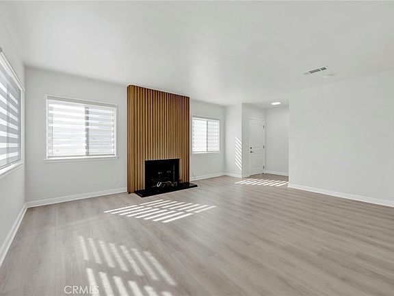 2nd image of 4444 Rosemont Ave