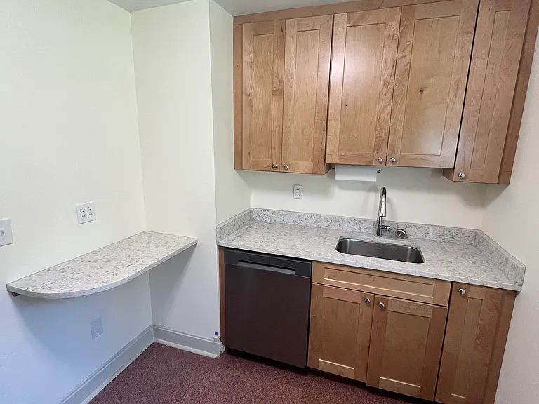 2112 State Route 32 — Photo 3