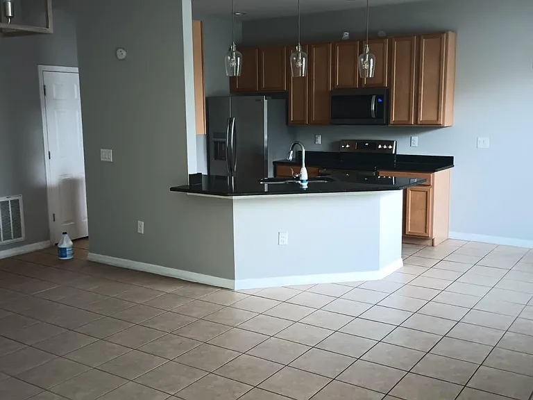 3008 Madelia Ln — Photo 11