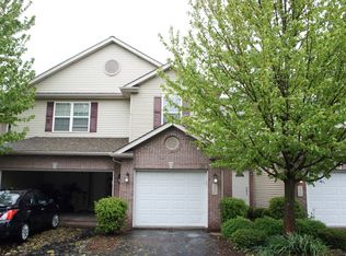 293 Bent Grass Cir UNIT C, Dekalb, IL 60115