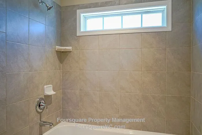 6405 Giddings St — Photo 34