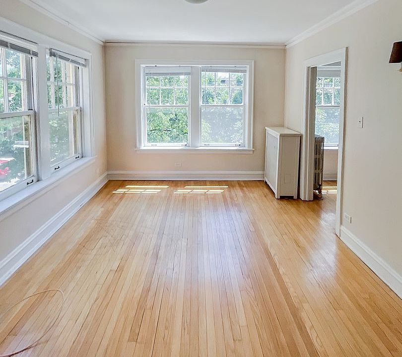 1st image of 1605 W Sunnyside Ave #3