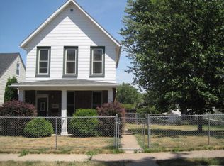 1460 Atlantic St, Dubuque, IA 52001