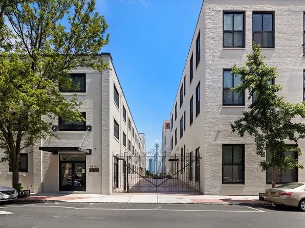 518-536 Gregory Ave #B303, Weehawken, NJ 07086