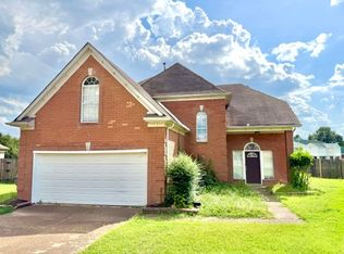 8611 High Cotton Cv, Cordova, TN 38018