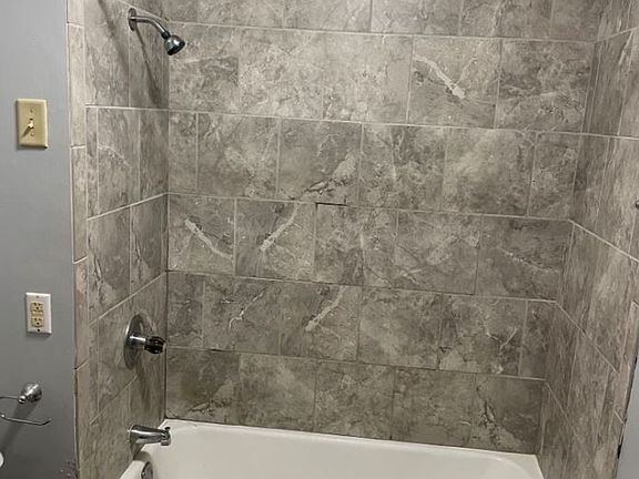 5th image of 730 Prospect Ave