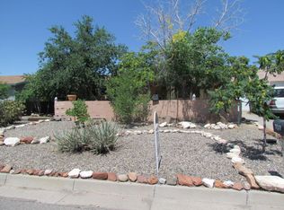 707 Gral Trevino Dr SE, Rio Rancho, NM 87124