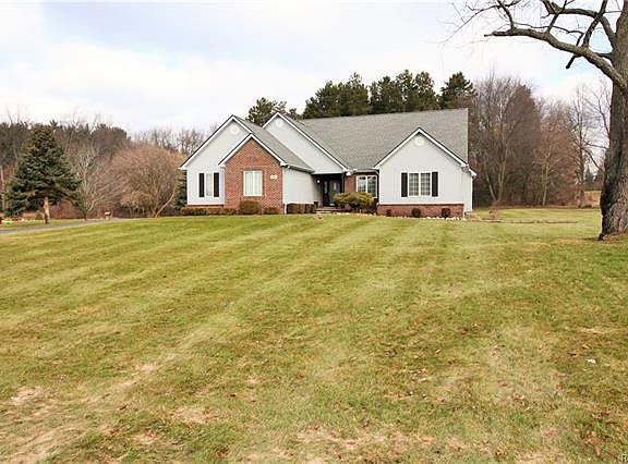 2nd image of 5771 Hidden Pines Ct