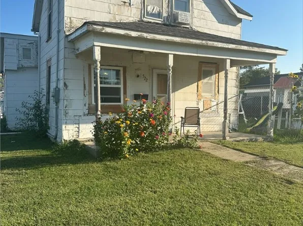 522 W State St, Colfax, IA 50054