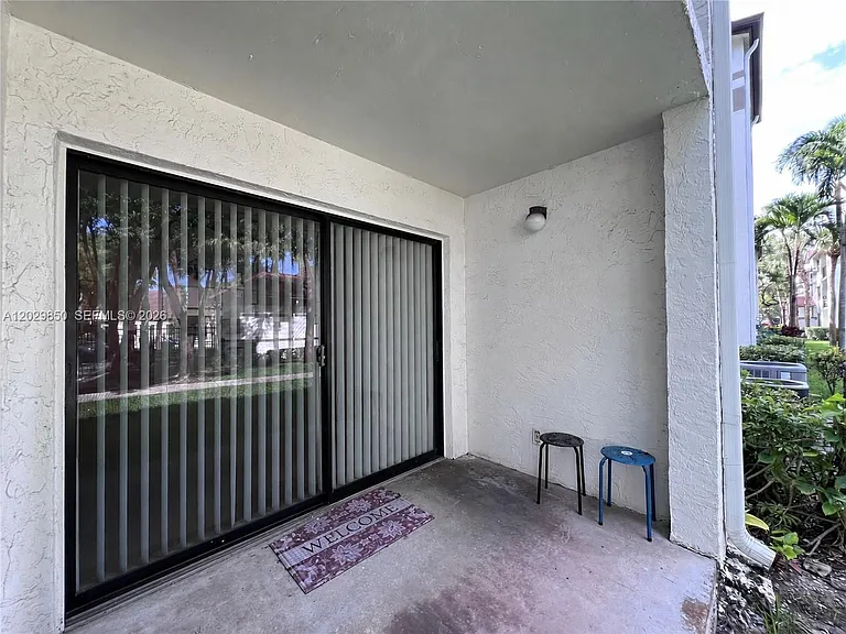 640 S Park Rd #144 — Photo 15