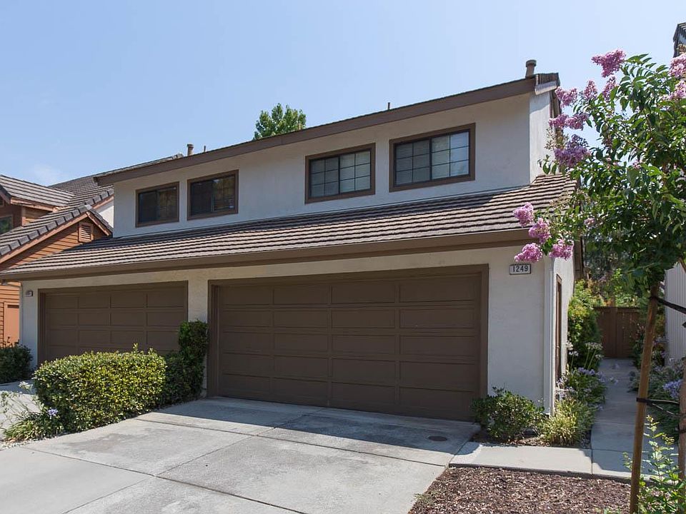 1st image of 1249 Weibel Way