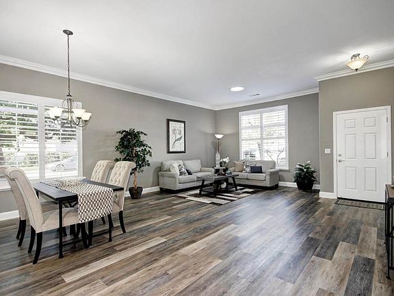 5th image of 2085 Butterfield Ln