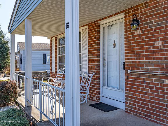 4th image of 16 Tropicana Ct