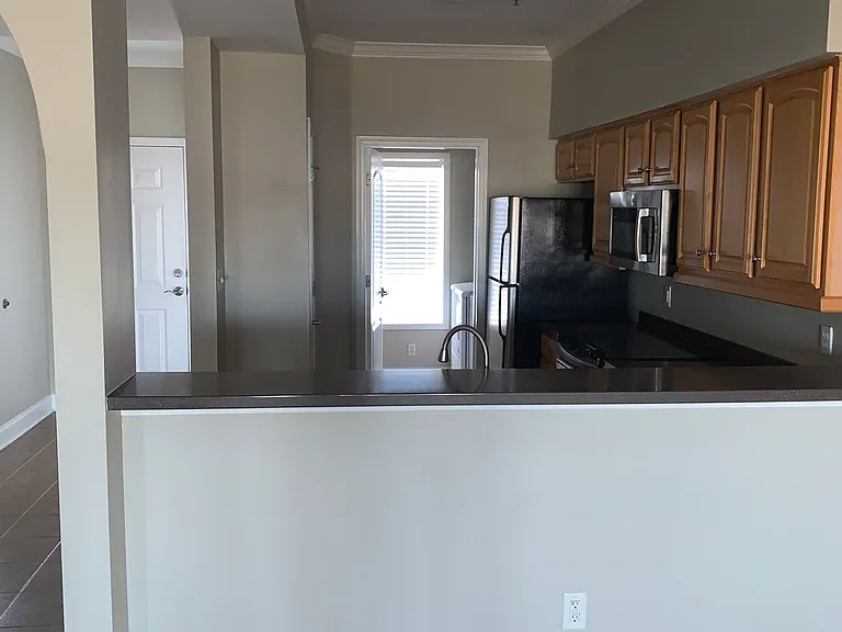 408 24th Ave N #302 — Photo 12