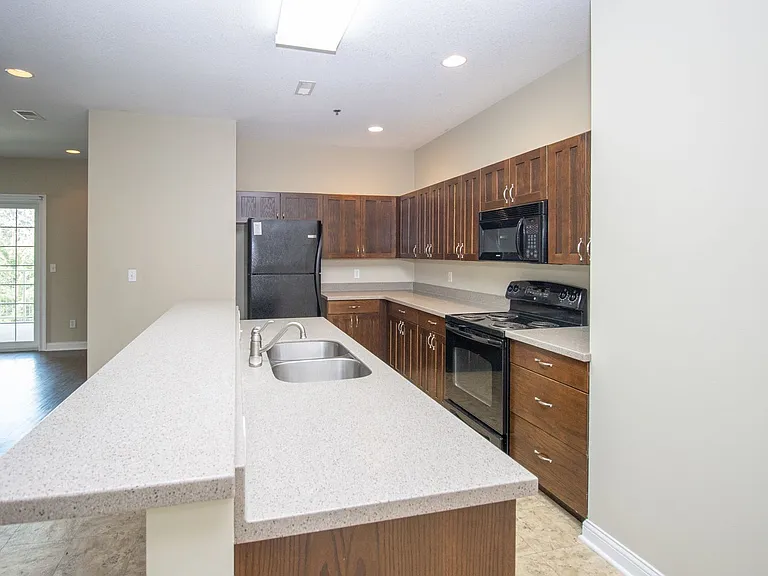 1109 Club Village Dr — Photo 15