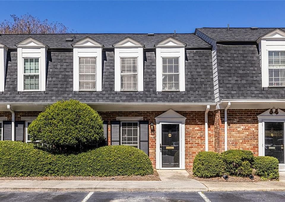 1st image of 12 Bassett Hall Pl NW