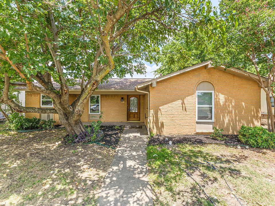 1st image of 929 Meadow Mead Dr