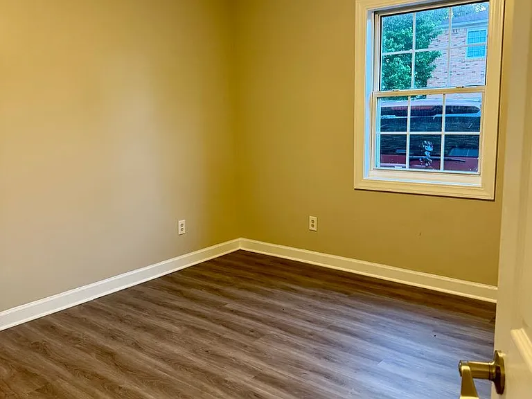281 Foxworth Dr — Photo 13