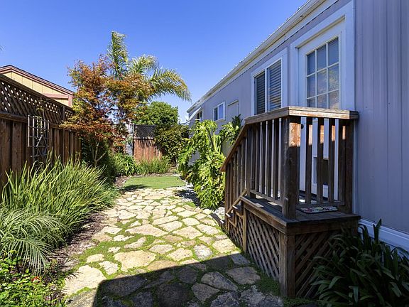 5th image of 1099 38th Ave #84
