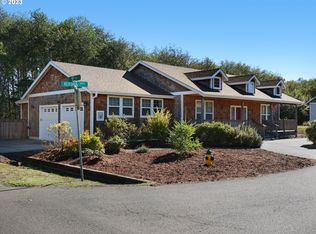 497 E Kershul Cir, Gearhart, OR 97138