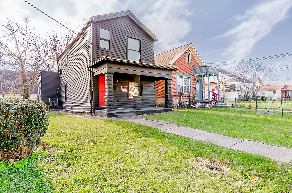 Building Photo - 4012 Sunset Ave