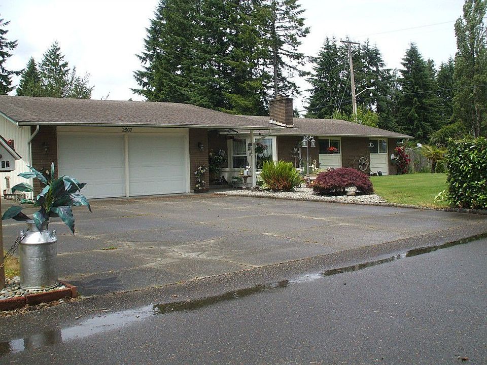 1st image of 2507 Shirley St SE