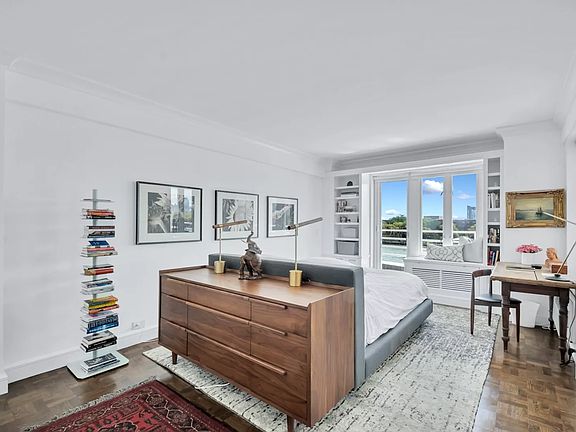 4th image of 605 E 82nd St #3C