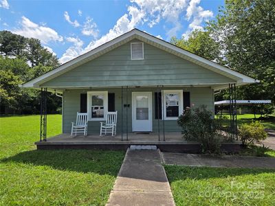 227 Nassau Pl, Mount Holly, NC, 28120