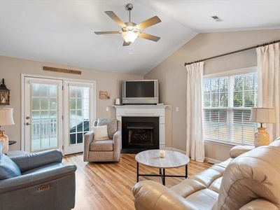 201 Moss Creek Dr, Clayton, NC, 27520