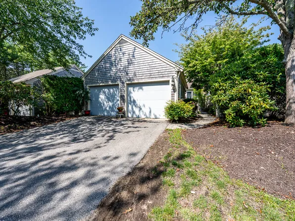 9 Forest Gate Village, Yarmouth Port, MA 02675
