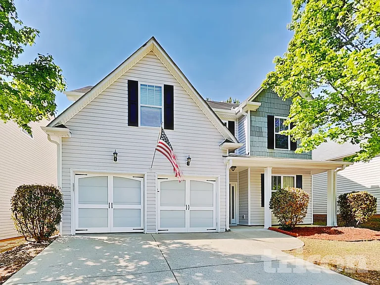 34 Crescent Woode Dr — Photo 1