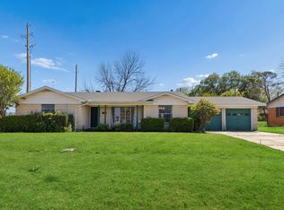 6028 Truman Dr, Fort Worth, TX 76112