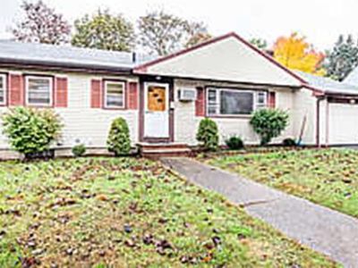 47 David Ter, Norwood, MA, 02062