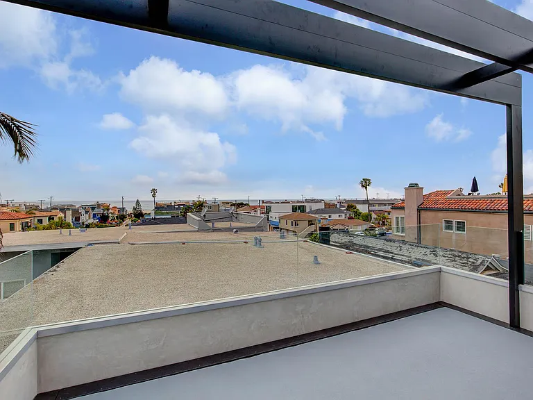 1702 Hermosa Ave #10 — Photo 24