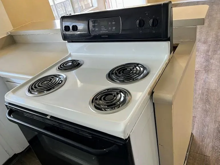 2 bed, 920 sqft, $1,320 — Photo 4